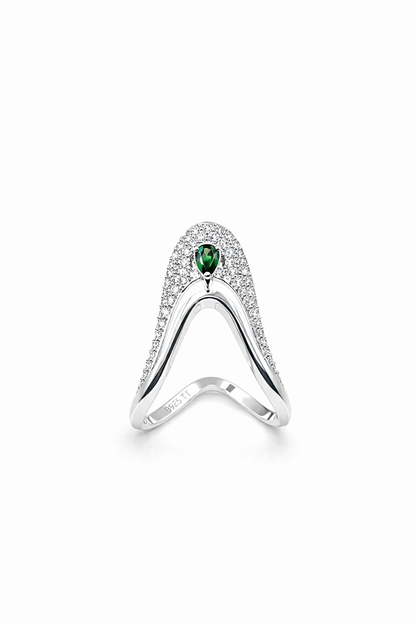 Evara Vanki Ring