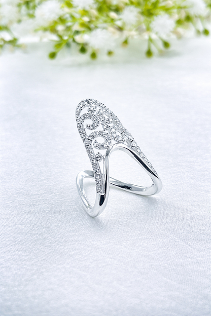 Samrajni Vanki Ring