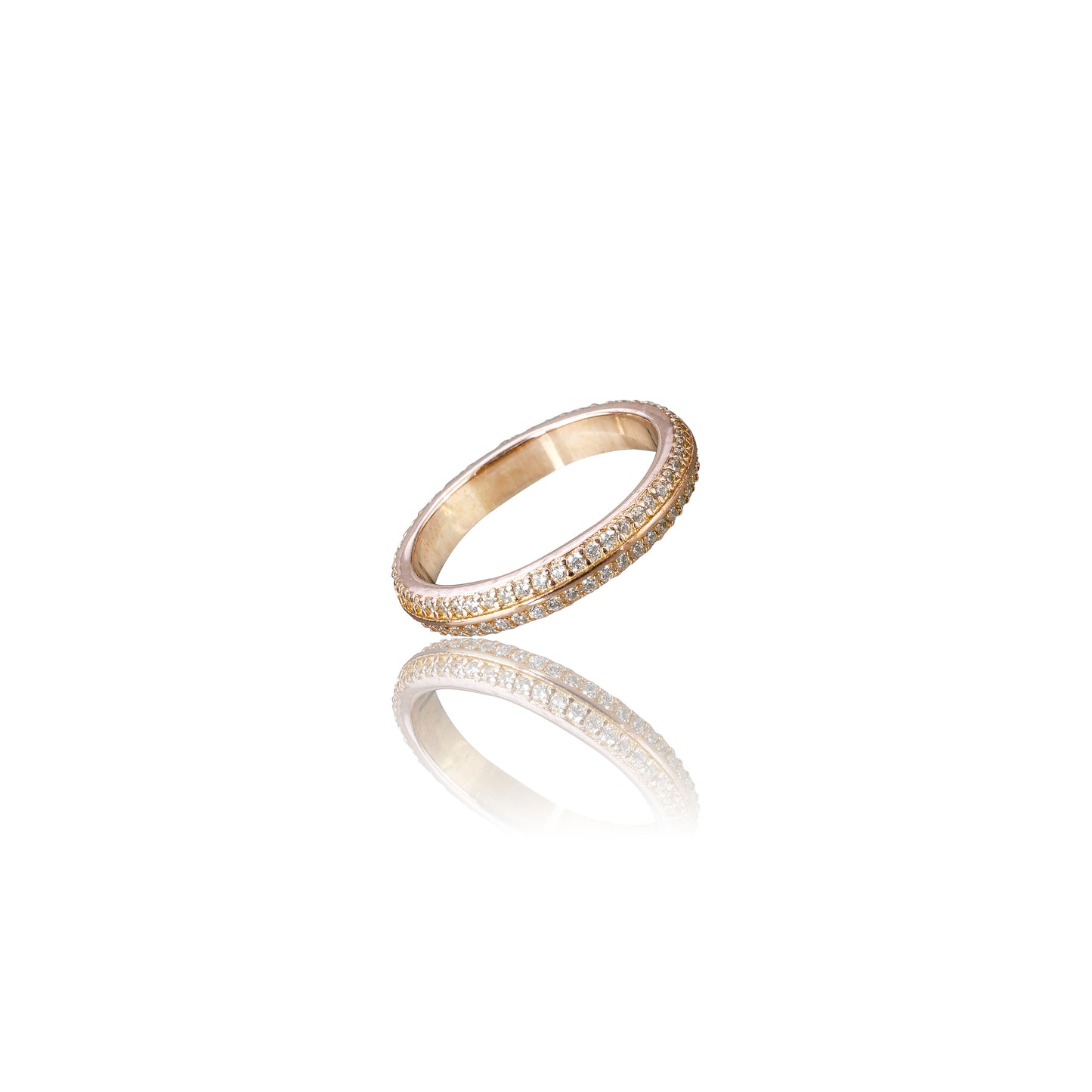 Pavé Circle Ring