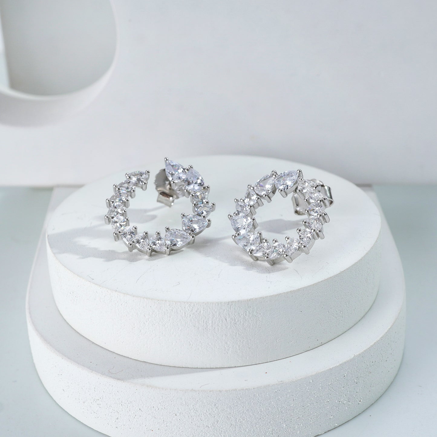 Lyra Circles Earrings