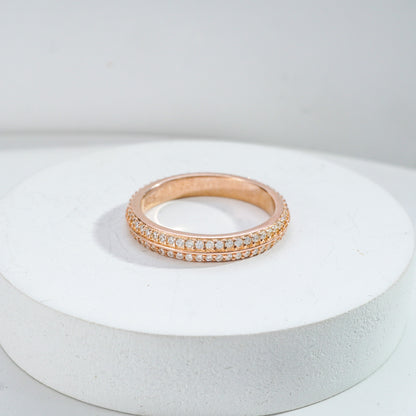 Pavé Circle Ring
